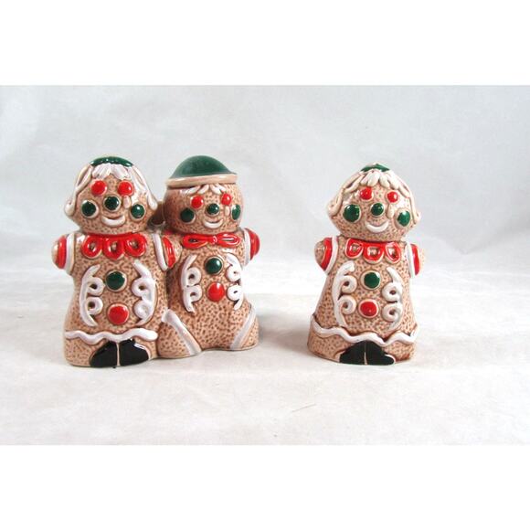 Gingerbread Napkin Holder with One Shaker SNP Japan Holiday Decor Christmas - Picture 1 of 8
